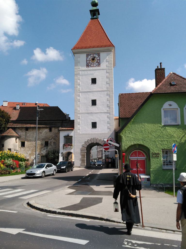 Entrada a la ciudad antigua de Wels por la puerta principal