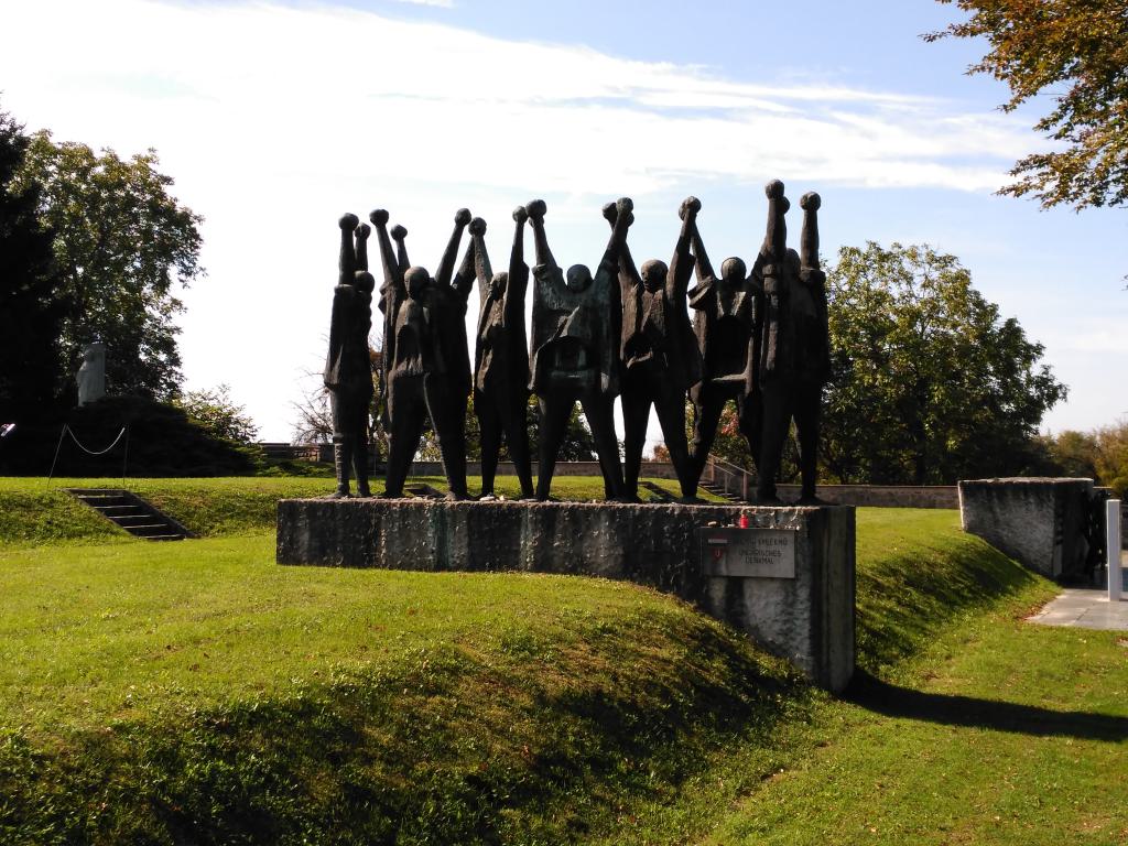 Monumento a los caídos húngaros