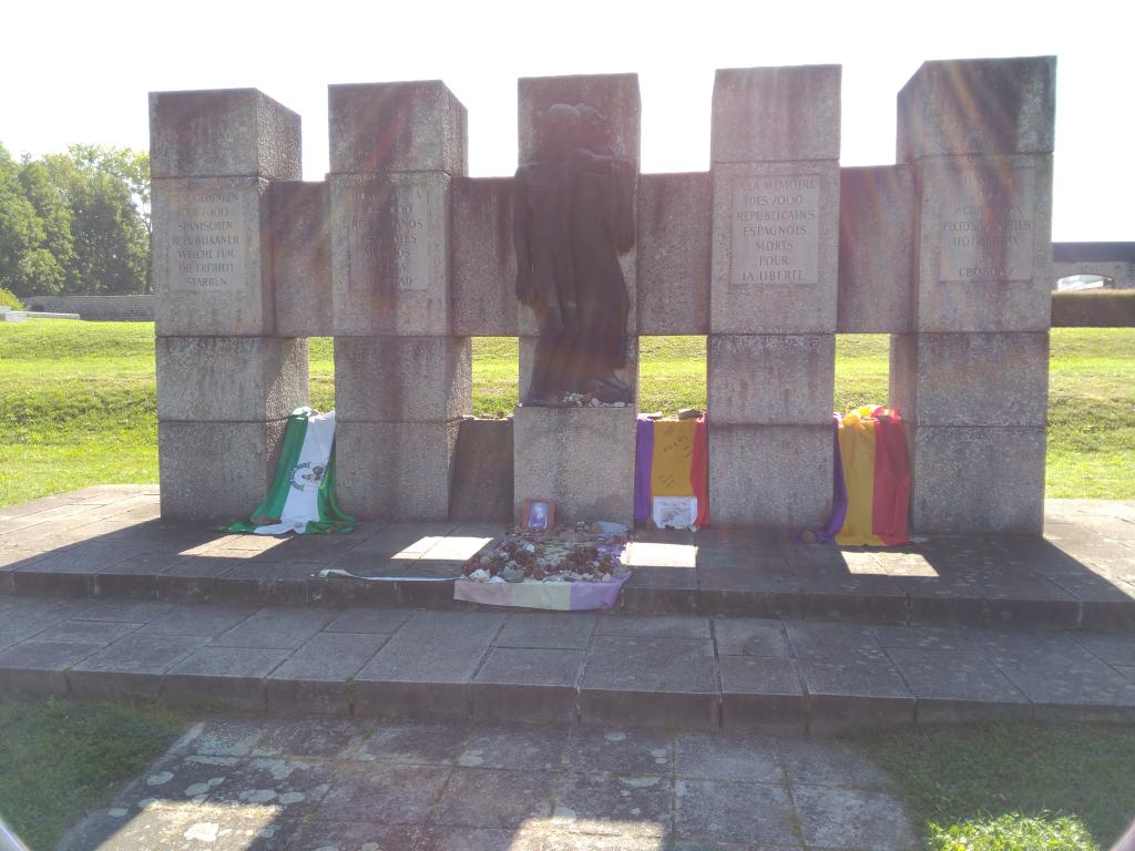 Monumento apátrida a los caídos republicanos españoles restaurado por Amical Mauthausen en 2010