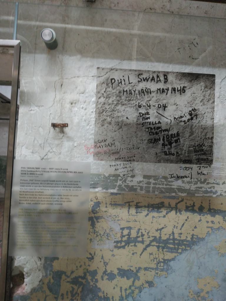 Inscripción original hecha por un prisionero. Phil Swaab