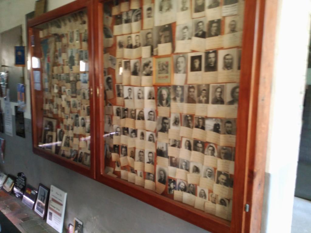 Galería de fotos de los muertos en el campo