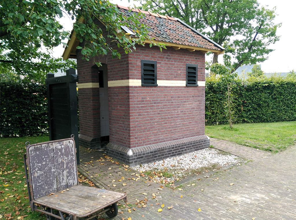 Casilla de los retretes o lavabos