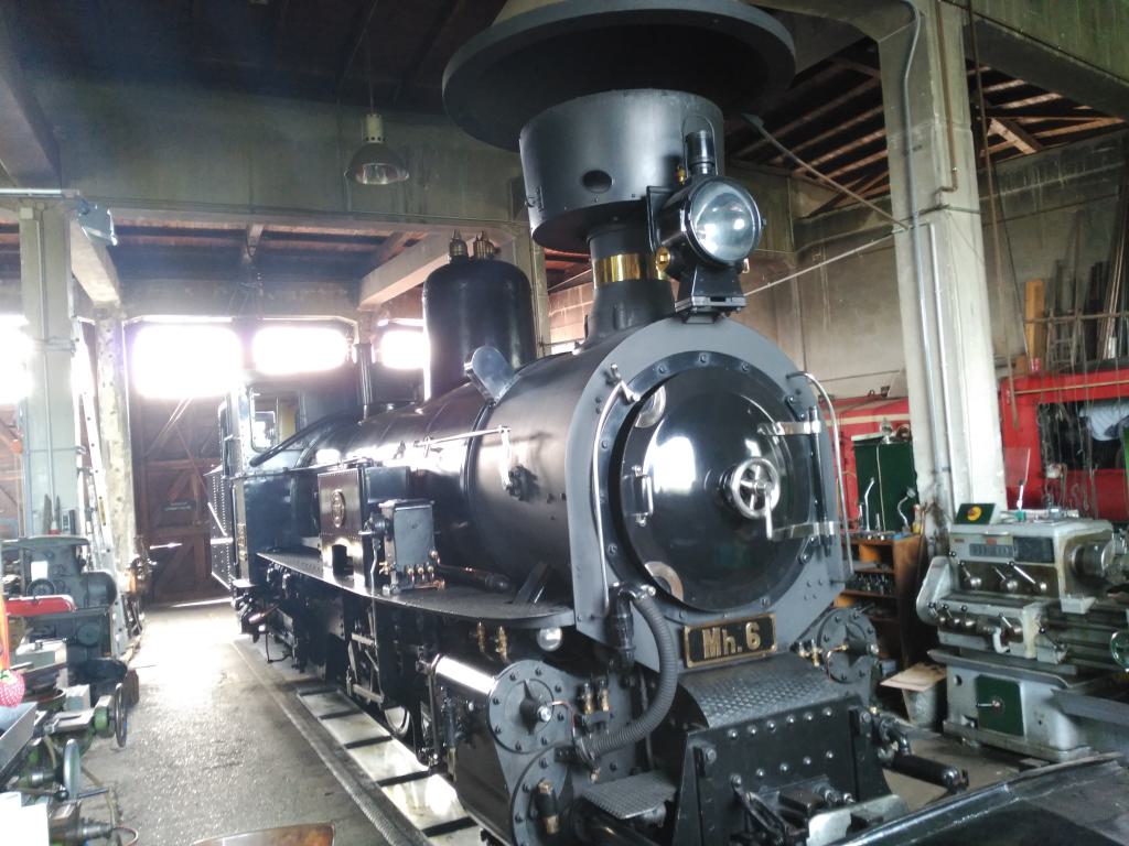 Vista de la Mh6 desde el otro lado. La luz no ayudaba mucho