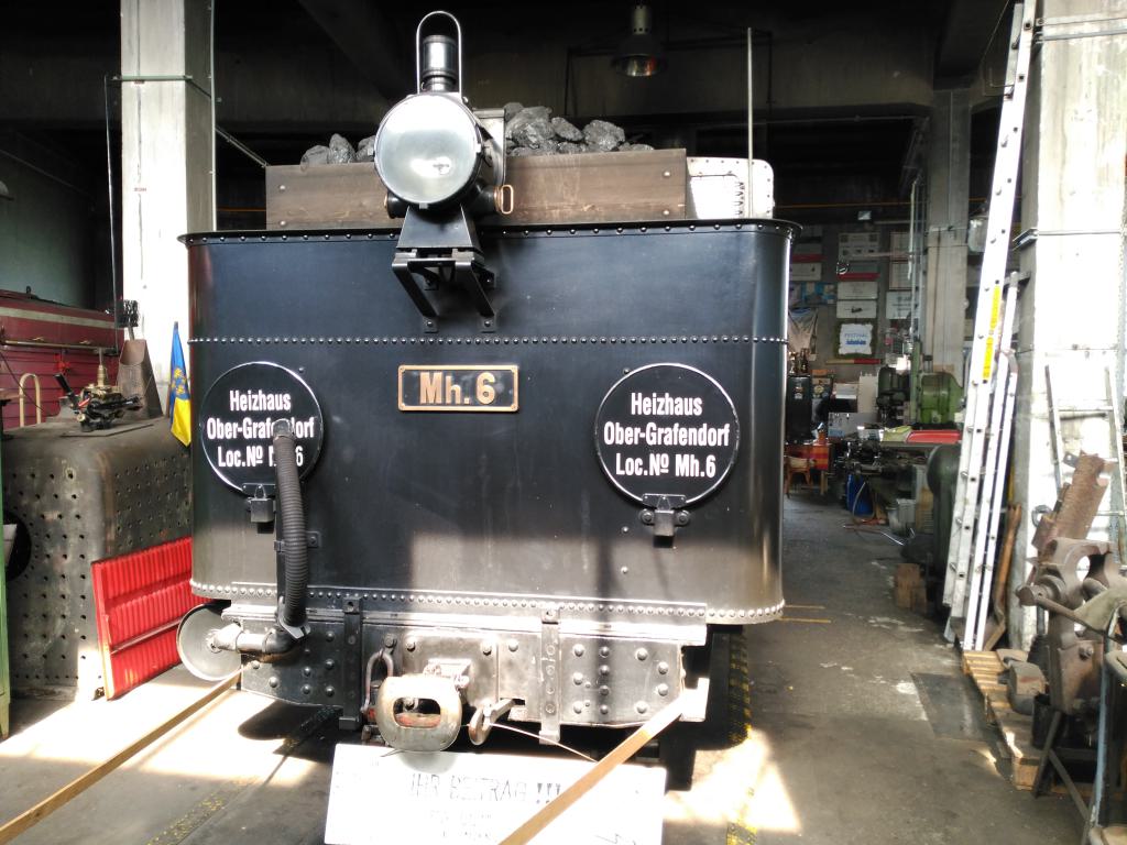 Ténder de la locomotora visto por detrás