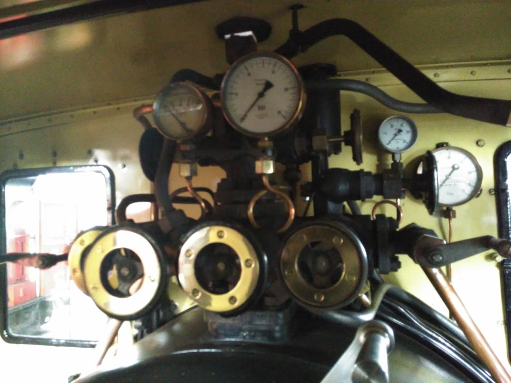 Timonería de la Mh6 sobre la caldera