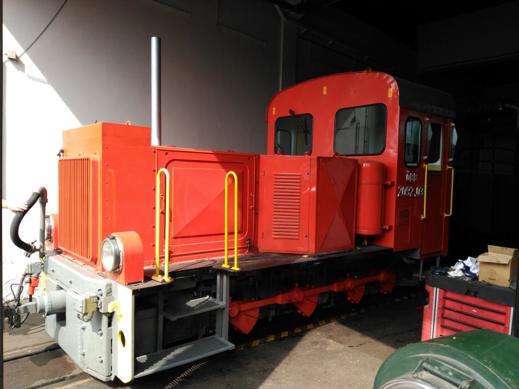Locomotora diésel de maniobras 2092 totalmente restaurada