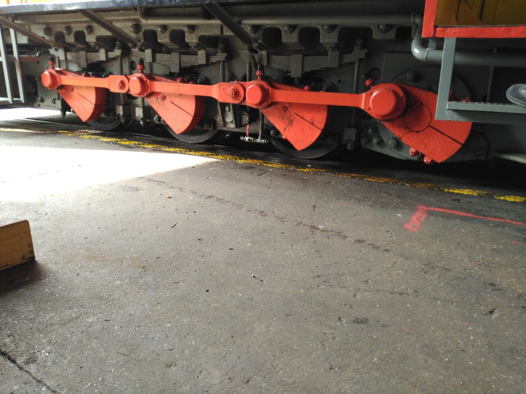 La 2092 tiene 3 ejes y un árbol falso con transmisión por bielas