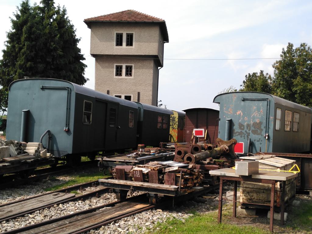 Torre del agua y material para reformar