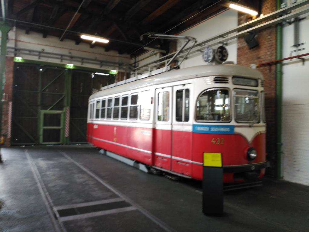 Tranvía del tipo F de la línea 69 modernizado