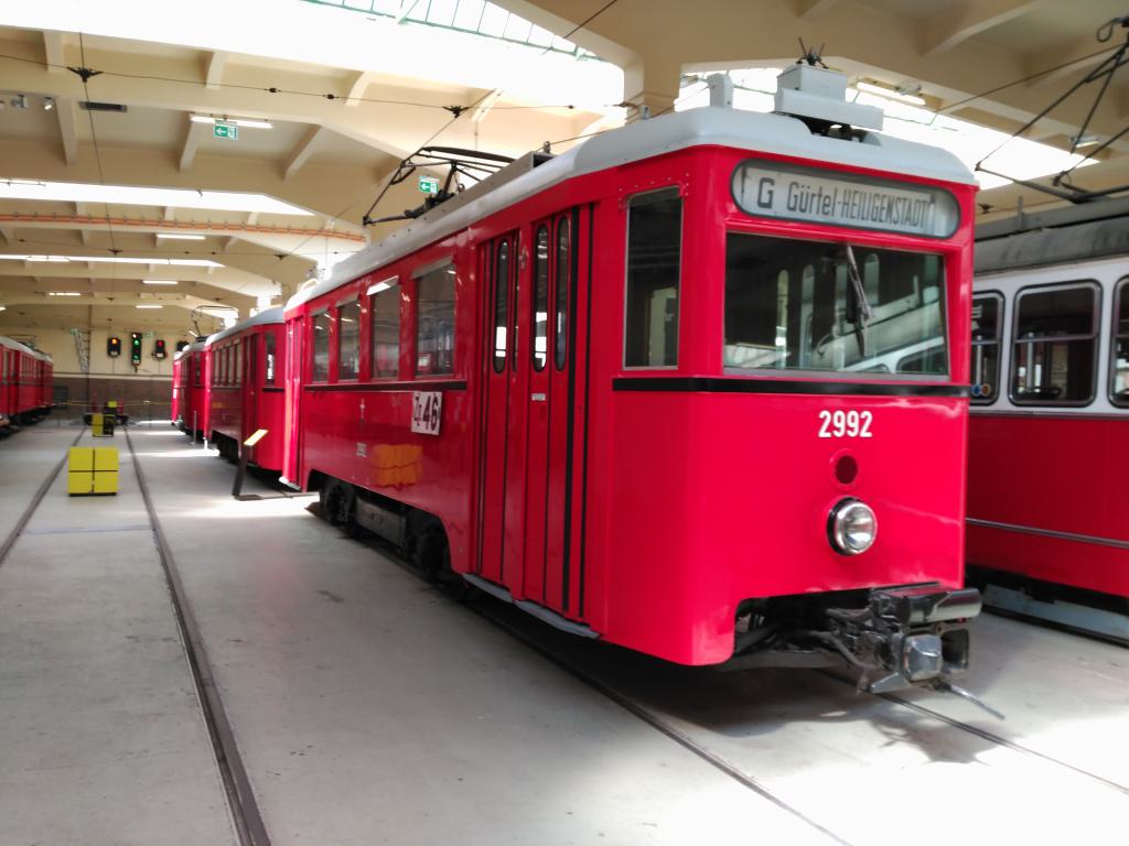 Tren tipo tranvía para la U-Bahn, vease el enganche scharfenberg